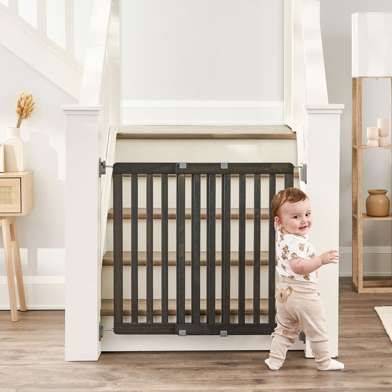 Wooden Top of Stairs Baby Gate H1170